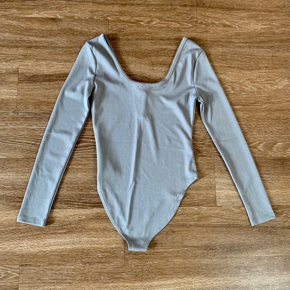 Forever 21 Gray Ribbed Scoop Bodysuit - Picture 2 of 5